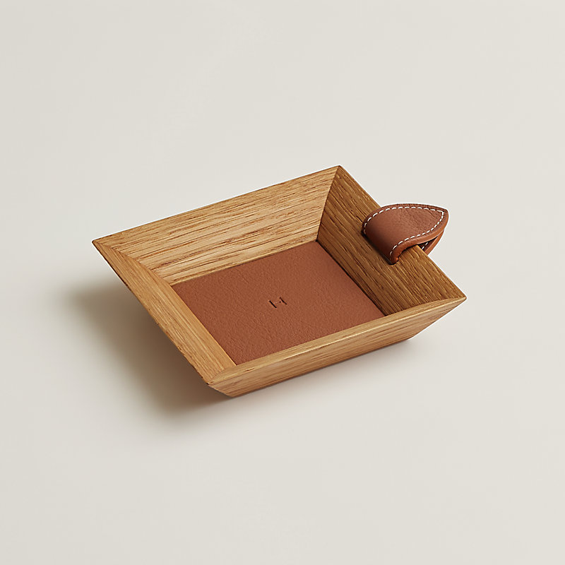 atrium-square-change-tray-